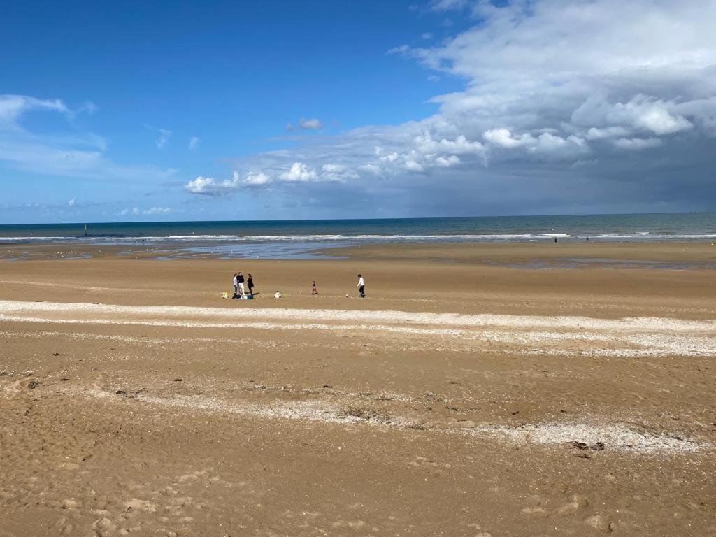 Ferienwohnung T2 Refait A Neuf Cabourg Exterior foto